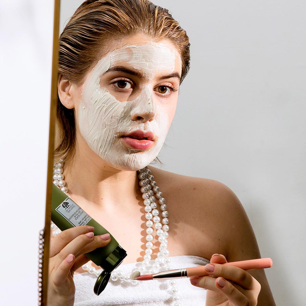 MEGA MUSHROOM MASK (MASCARILLA PARA ROSTRO)